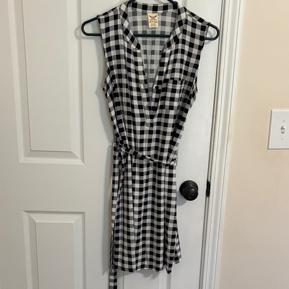 Faded Glory Black and White Checkered Midi Dress